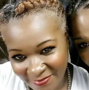 Meet your Posher, Maxine